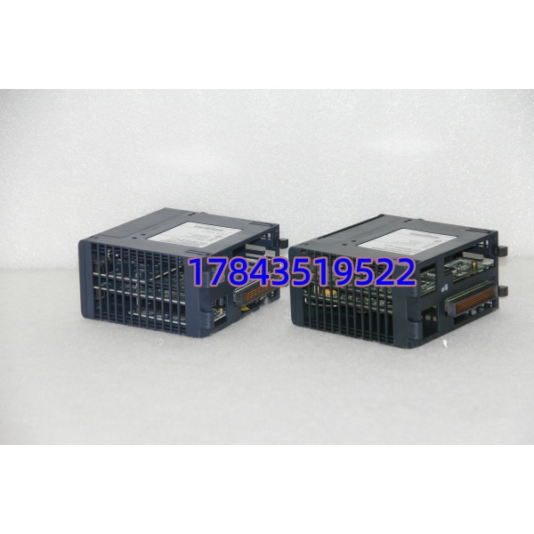 IC695