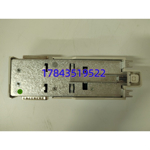ABB TP858 3BSE018138R1 | DB25 屏蔽端子基板 变频器 DriveBus 配套基座